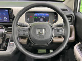 【純正革巻きステアリング】上質な革を使用することで、手にしっかり馴染みとても運転しやすいハンドルです♪