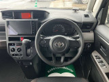 広々とした車内空間です。