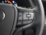 「Lexus CoDrive」はレーダークルーズコントロール、レーントレーシングアシスト(LTA)の基本機能に、レーンチェンジアシスト(LCA)を加えた3機能を連携させ、ドライバーの負担を軽減します。