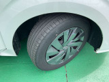 タイヤサイズは185/65R15純正アルミホイール付き!(2021年夏タイヤ装着)冬タイヤ、ホイール注文も承っております☆