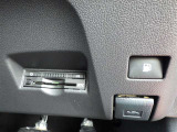 トヨタ認定中古車保証付!(1年間、距離無制限 HV車はHV保証付) 別途延長保証もご用意しております♪ ぜひ現車を確認にご来店ください