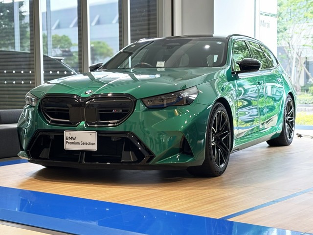 M5ツーリング  4.4 4WD
