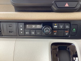運転席・助手席とそれぞれシートヒーターがついてます。寒い冬には嬉しい機能です!