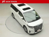 両側パワースライドドア付きだから、狭い駐車スペースなどでの乗り降りラクラク♪小さなお子さまのいるご家庭には嬉しい装備です。