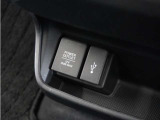 ◆アクセサリーソケット◆ドラレコの電源やスマートフォンの充電等に使用できる便利な電源ソケット!使いやすい場所に装備されています。