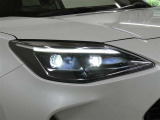 LEDヘッドライトです。デザイン性がよくとても明るいので、夜間の走行や悪天候でも安心です。しかも長寿命!