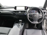 UX 250h バージョンC 