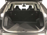 広々としたラゲージスペースを備えています。大きなものや長さのある荷物もしっかりと積み込めます。
