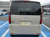 こちらはバックモニターも付いているので、駐車や細い路地の後退にも安心です!