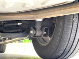 お車を安心してお乗りいただく為には、足回りの定期点検が欠かせません。サービスサポート(有償保証)では無料点検もご提供しており、安心のカーライフをお過ごしいただけるサポート体制が整っています。