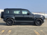 【コンフィギュラブルオートロック】自身の好みに合わせて車両のドアロック設定を調整できる機能です。キーを携帯しているだけで車両が自動的にロック・アンロックができます。