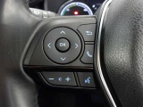 ステアリングスイッチは手元で操作しますので便利です、安全性も高いですね!