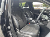XC40 T4 AWD モメンタム 4WD サンルーフ