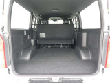 荷室です!大きな荷物が詰め込めます!仕事で使われる方も家族で使われる方も両方ともの要望に応えることができます!
