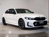 BMWのダイナミック且つエモーショナルなスタイルを印象付けるキャラクターライン(プレスライン)眺めているだけで溜め息の出る美しさです☆