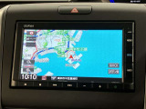 いまや必須装備「ナビゲーション」搭載!知らない場所にスイスイッとドライブ。もう、これなしではハンドルを握れませんね!でも運転中の操作は危険ですのでご注意ですね☆