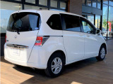 フリード 1.5 G プレミアムエディション 4WD 