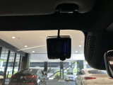 すべての車両を2年間の走行距離無制限保証(メーカー保証)を付帯して販売致しますので、ご納車の後も安心が続きます。全国のメルセデス・ベンツ工場でどこでも保証修理OKです!