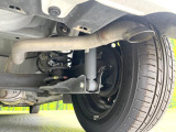 お車を安心してお乗りいただく為には、足回りの定期点検が欠かせません。サービスサポート(有償保証)では無料点検もご提供しており、安心のカーライフをお過ごしいただけるサポート体制が整っています。