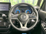 【純正革巻きステアリング】上質な革を使用することで、手にしっかり馴染みとても運転しやすいハンドルです♪