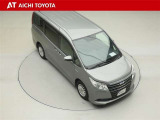 両側パワースライドドア付きだから、狭い駐車スペースなどでの乗り降りラクラク♪小さなお子さまのいるご家庭には嬉しい装備です。