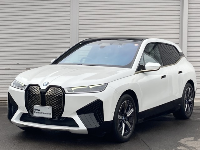 iX xドライブ50 4WD 
