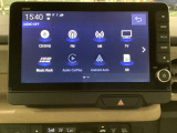ワイド画面のナビゲーションはフルセグTV、インターナビ対応のGathers純正メモリーナビを搭載しています。Bluetoothオーディオ機能がありますので、スマートフォンなどの音楽も再生できます。