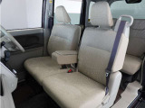 ◆運転席・助手席◆室内は、シートクリーニングや各部の徹底した清掃を実施し、消臭・除菌処理を行っています。しかも、全ての差上で天然成分の薬剤にこだわり安心・安全へも配慮しています。