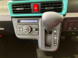 納車前にはプロのメカニックが、各部の点検を行います。ディーラーにしか出来ない品質、そしてサービスできっと満足していただけると思います!