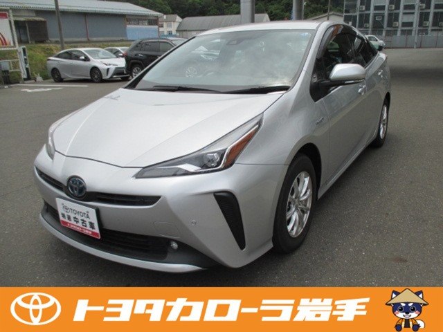 プリウス 1.8 S E-Four 4WD 
