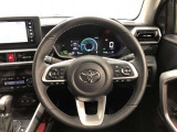 ハンドルは車を運転する上で、ずっと握っている重要なパーツです。手にフィットする物がいいですよね♪