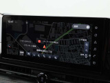純正ナビは12.3インチの大画面ディスプレイ装備です。
