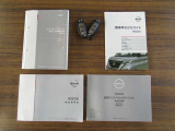 おクルマ取扱説明書&ナビの説明書&メンテナンスノートすべて揃っていますのでご安心です!◆インテリジェントキー★ドアの施錠開錠はもちろんのこと、エンジン始動もラクに行えます♪