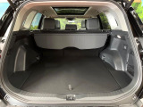 積み下ろしのしやすいデッキにはたっぷりと荷物を積み込んでいただけます。遊びから仕事まで、様々なシーンで頼れます♪