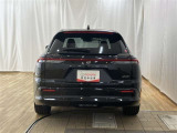 バックカメラが付いているので後方確認が非常にしやすいです。今や運転初心者も熟練者も必須装備!ついていて損はないですね♪