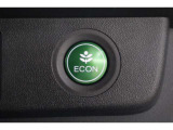 ECONスイッチの効果とあなたの運転で、クルマと力をあわせ「燃費向上=ガソリン代の節約=CO2 削減」のチャレンジをお楽しみください。