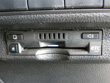 ナビ連動タイプのETC車載機です。ナビゲーションと連動してくれますのでカード未挿入を知らせてくれるなど便利な機能が追加されています。