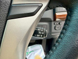 プレミアにはクルーズコントロールがございます。高速道路の運転も楽々ですね。