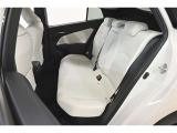 普段のお買い物や通勤、送迎等に十分な荷室スペースを確保しております。セカンドシートを倒すと、大きな荷物の積載も可能です