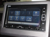 ナビゲーションは純正メモリーナビ(VXM-214VFi)を装着しております。AM、FM、CD、DVD再生、Bluetooth、音楽録音再生、フルセグTVがご使用いただけます。