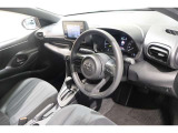 運転席周りは遊びにも通勤にも普段のお買い物にもピッタリ。日々のドライブに居心地のよいレイアウトです。