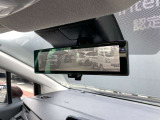 ◆スマートルームミラー◆乗員・ヘッドレスト・積載物などでさえぎられがちなルームミラーの後方視界をクリアに保ちます!車内の状況に関わらず、車両後方にあるカメラの映像をルームミラーに映し出します!
