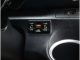 電動のスライドドアで楽々スムース!運転席からも開閉の操作もできます♪キーのスイッチひとつで自動開閉できる便利な機能もついてます♪