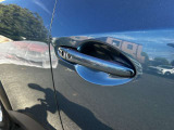 スマートキーで楽に鍵の開閉が可能です!スマートに車のカギの開け閉めをしましょう