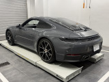 オプション:20/21インチ Carrera S ホイール、シートベルト(クレヨン)、助手席フットウェルストレージネット