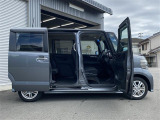 当店のお車をご覧いただきましてありがとうございます。お車についてのご質問やお見積りのご依頼、ご購入にあたってのご相談などは無料電話(0078-6002-312860)にお気軽にお問い合わせ下さい!