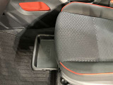 この度は数ある掲載車の中からご覧頂き誠にありがとうございます。掲載車以外のお問い合わせもお待ちしております。ウエインズトヨタ神奈川・ビークルステーション瀬谷045-306-0388