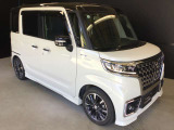 スタイリッシュなフロントビューです。