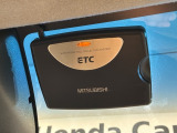 いまや快適なカーライフに欠かせないETCが付いています。