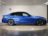 ご納車後も全国約200拠店のBMW正規ディーラーサービス工場にて保証対応いたします。お近くのBMW正規ディーラーをご案内の上、アフターメンテナンスをお受け頂けますので、安心してお乗りいただけます!!